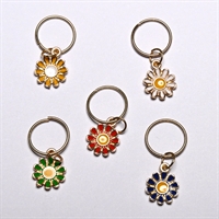 STRIKKEMÆRKER med blomst